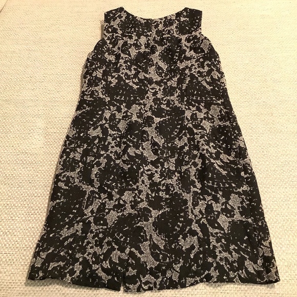 Coldwater Creek Elegant Scroll Sheath Dress Black Gray Sleeveless Size P14 - Picture 1 of 11